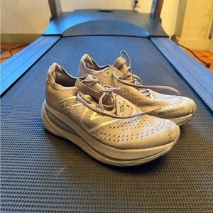 New Balance SC trainer V1